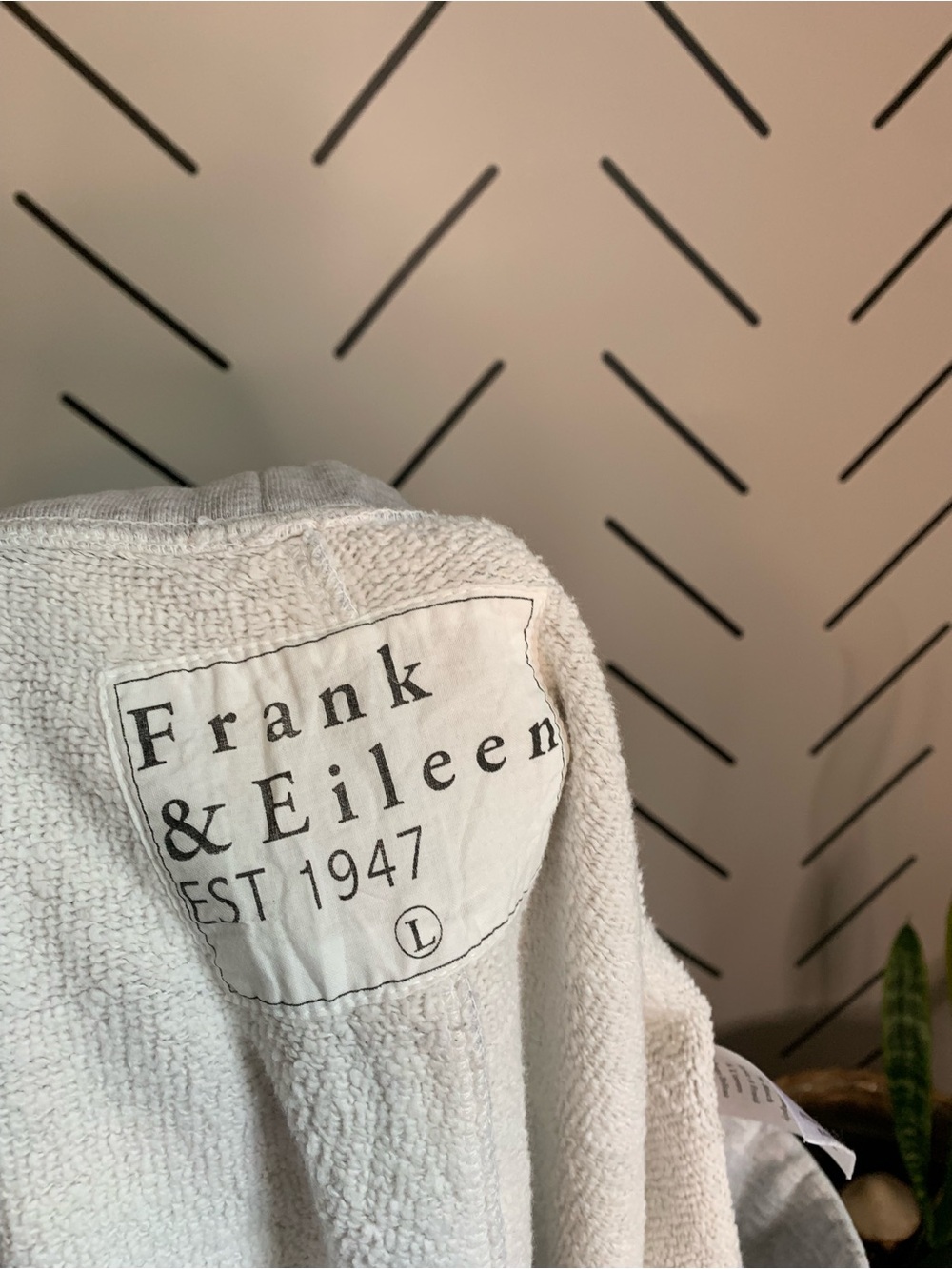 Frank & Eileen Gray Melange Christine Tulip Ankle Sweatpant - Picture 5 of 8